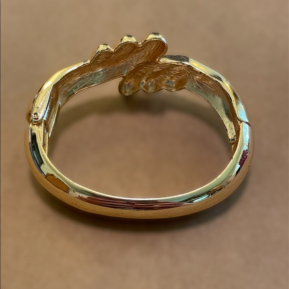 Gold Tone Bracelet - Picture 2 of 2